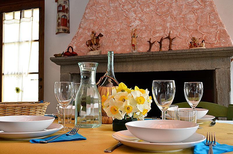 Agriturismo Prato Fiorito バーニ・ディ・ルッカ エクステリア 写真
